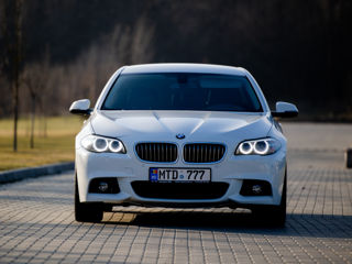 BMW 5 Series foto 3