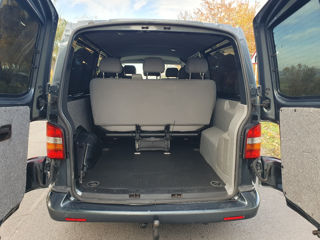 Volkswagen Caravelle foto 5