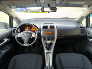 Toyota Auris foto 9