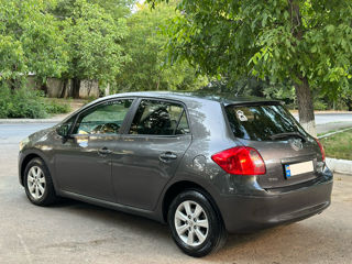 Toyota Auris foto 3