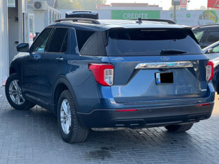 Ford Explorer foto 3