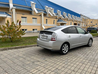 Toyota Prius foto 4