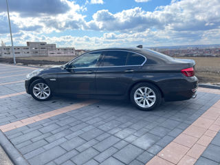 BMW 5 Series foto 3