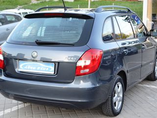 Skoda Fabia foto 2