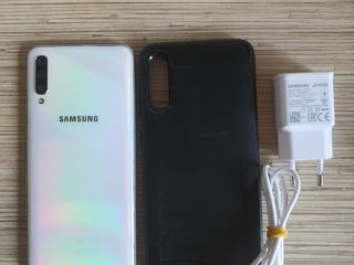 Samsung Galaxy A  70  (6ram 128gb) foto 4