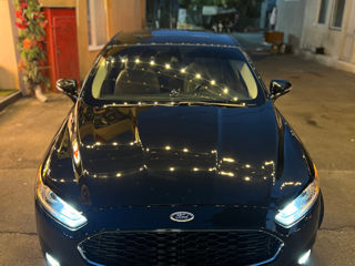 Ford Fusion фото 0