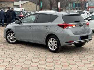 Toyota Auris foto 3