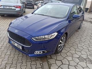 Ford Mondeo foto 2