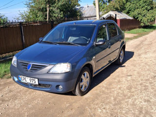 Dacia Logan foto 3