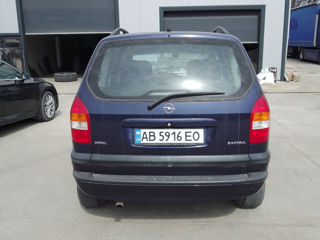 Opel Zafira foto 6