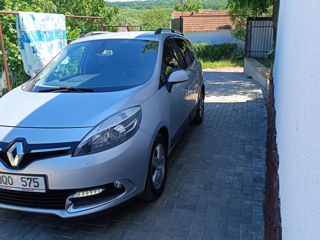 Renault Grand Scenic foto 3