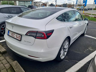 Tesla Model 3 foto 9