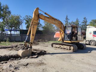 Servicii camioane basculante. servicii bobcat. evacuarea gunoiului . nivelare . săpături. e.t.c foto 10