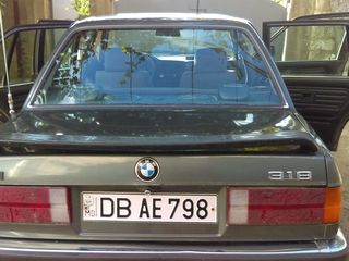 BMW 3 Series foto 6