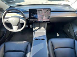 Tesla Model 3 foto 11