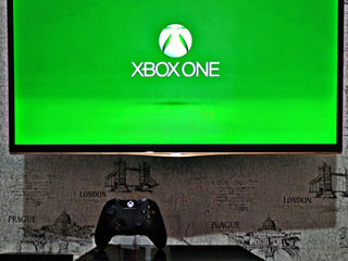 Xbox One+Controller+4 Игры+Аккаунт