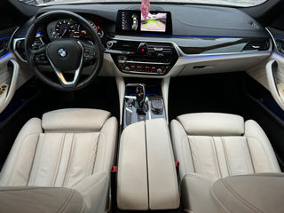 BMW 5 Series foto 10