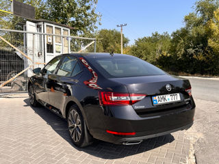 Skoda Superb foto 5