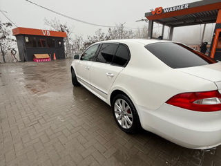 Skoda Superb foto 4