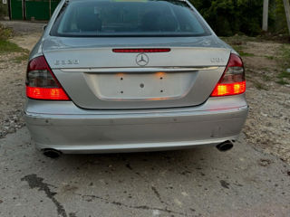 Mercedes E-Class foto 5