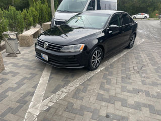 Volkswagen Jetta foto 1