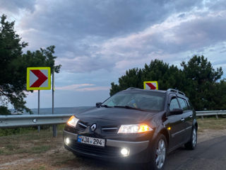 Renault Megane foto 2