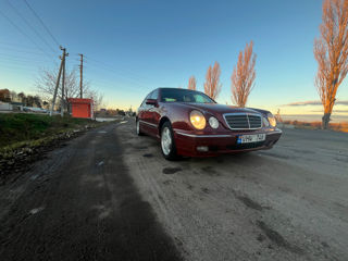 Mercedes E-Class