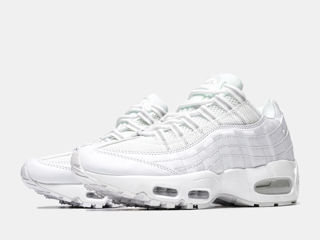 Nike Air Max 95 All White Unisex foto 2