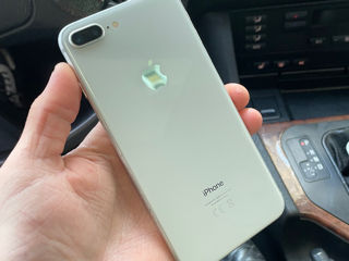 iPhone 8 Plus 64 gb