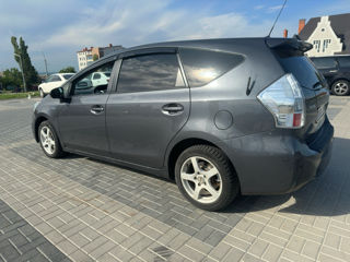 Toyota Prius + foto 3