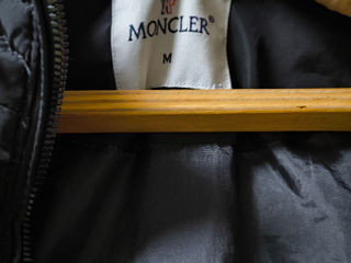 Moncler куртка размер M foto 7