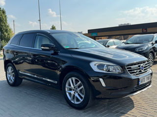 Volvo XC60 foto 2