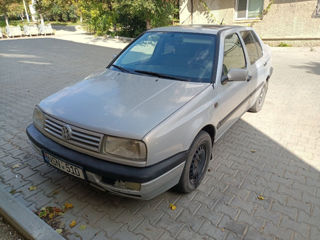 Volkswagen Vento foto 4