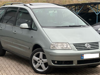 Volkswagen Sharan foto 2