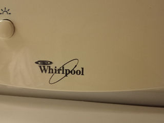 Uscator Whirlpool.   Calitatea superioara foto 2