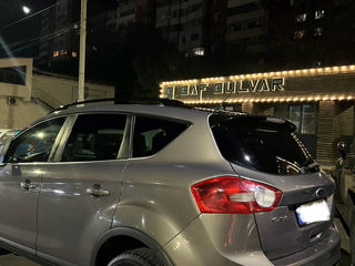 Ford Kuga foto 2