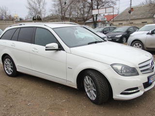 Mercedes C-Class foto 3