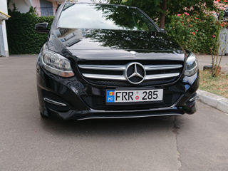 Mercedes B-Class foto 3