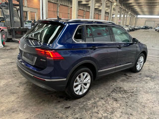 Volkswagen Tiguan foto 3