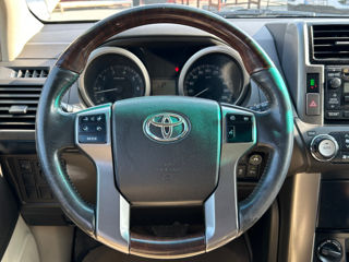 Toyota Land Cruiser Prado foto 14