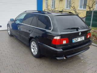 BMW 5 Series foto 5