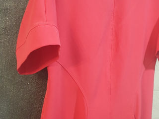 Розовое платье с голой спиной. foto 4