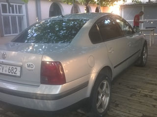 Volkswagen Passat foto 2