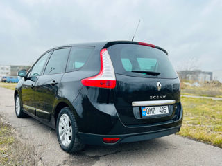 Renault Grand Scenic foto 6