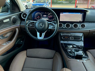 Mercedes E-Class foto 8