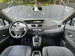 Renault Grand Scenic foto 10