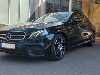 Mercedes E-Class foto 2