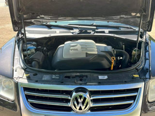 Volkswagen Touareg foto 7