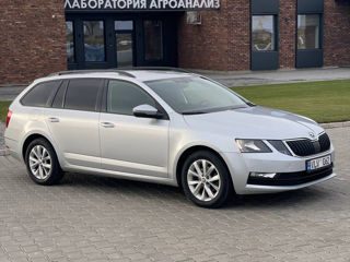 Skoda Octavia foto 4