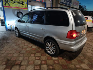 Volkswagen Sharan foto 4